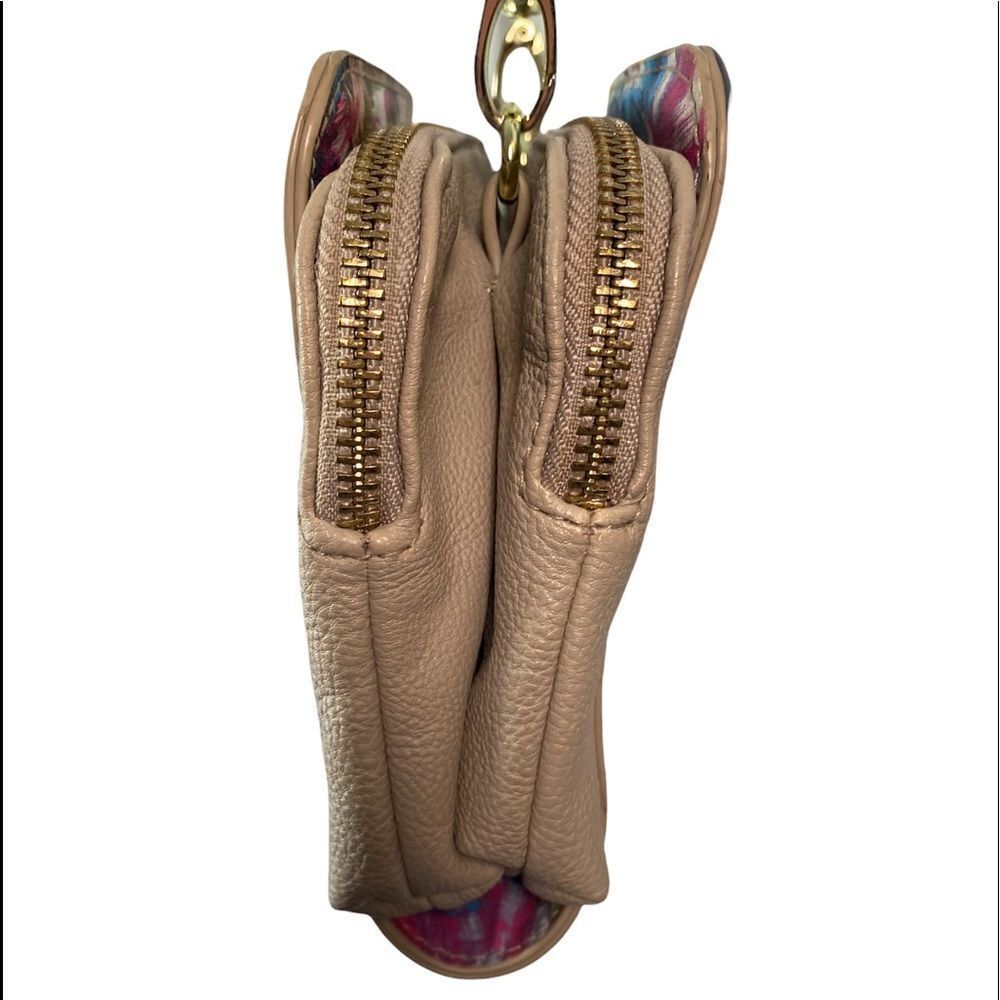 Steve Madden Floral Cross Body Purse - Picture 4 of 9